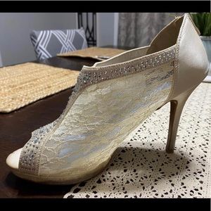 David’s Bridal Formal Heels